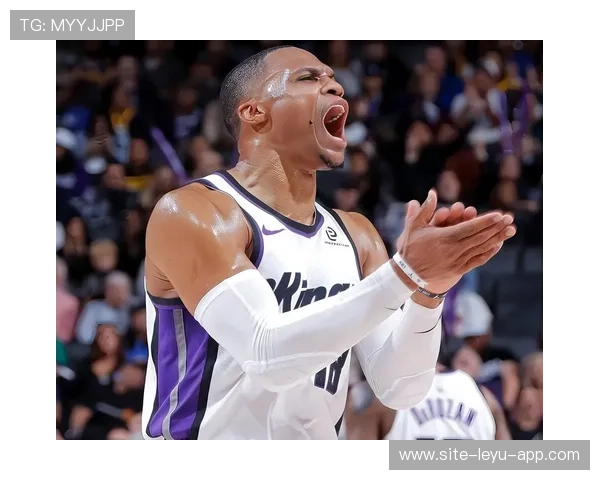 威少连续三场20+表现惊艳，美球迷回忆17年辉煌，威少连续三双场次记录