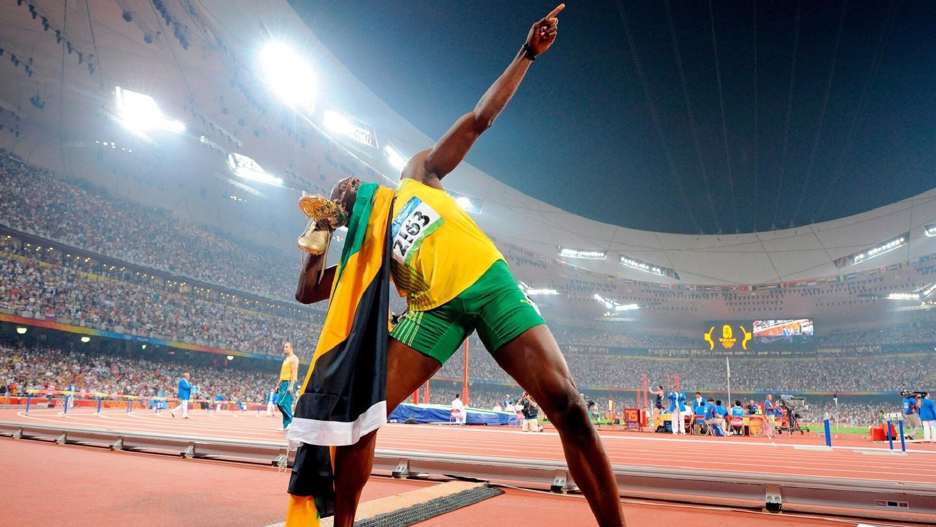 特斯·冯·迪克：他的出色视野为南非队带来了更多进攻选择，冯·迪特里施